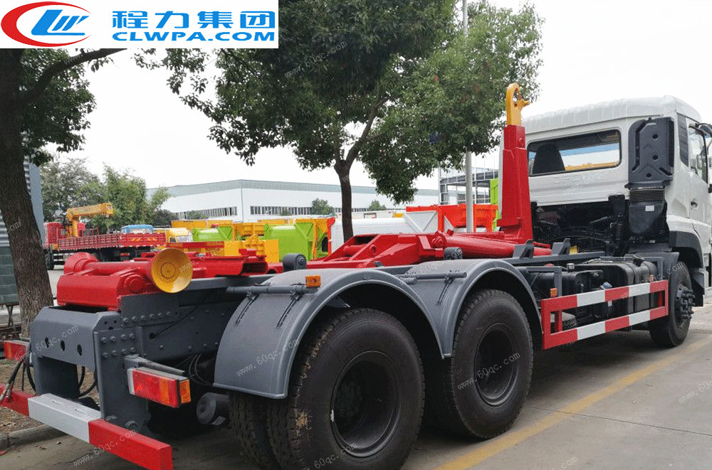 國(guó)五東風(fēng)天龍后雙橋車廂可卸式垃圾車