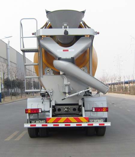 重汽后雙橋混凝土攪拌運(yùn)輸車(chē)