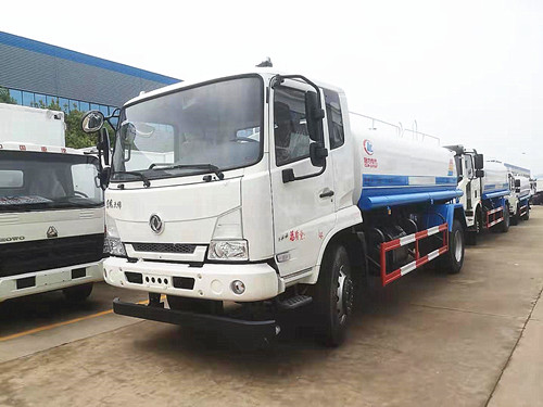 12噸灑水車價(jià)格，東風(fēng)新款天錦多少錢(qián)
