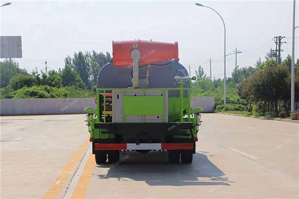 東風(fēng)凱普特K7霧炮車