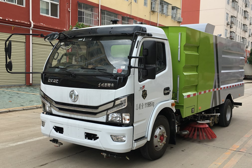 國六東風(fēng)5噸洗掃車