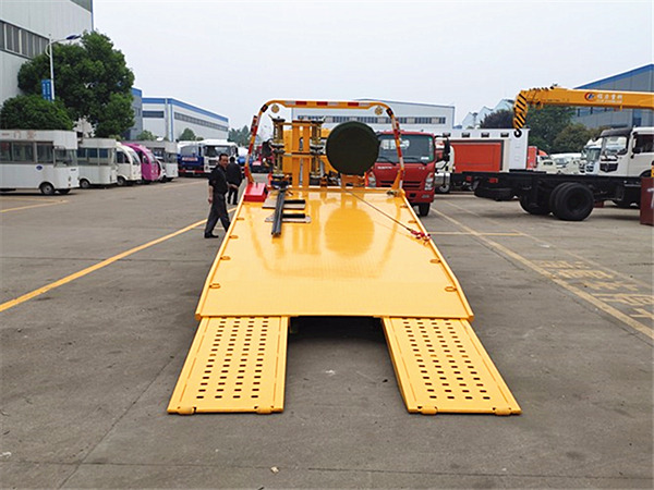 江淮V5一拖二藍(lán)牌清障車(chē)